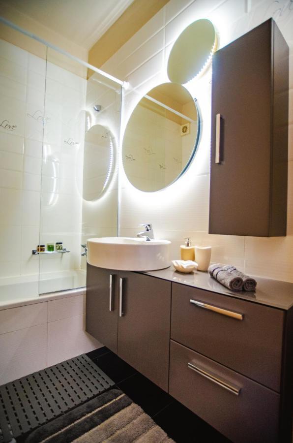 S.V. Luxury Apartment 伊拉克利翁 外观 照片